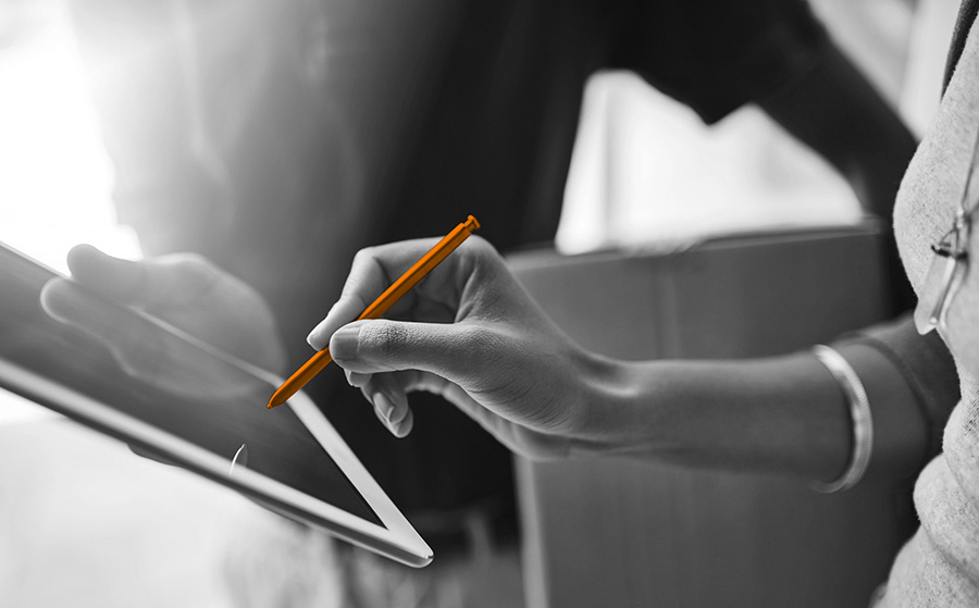 Features to meet your requirements 12 Electronic Signatures
